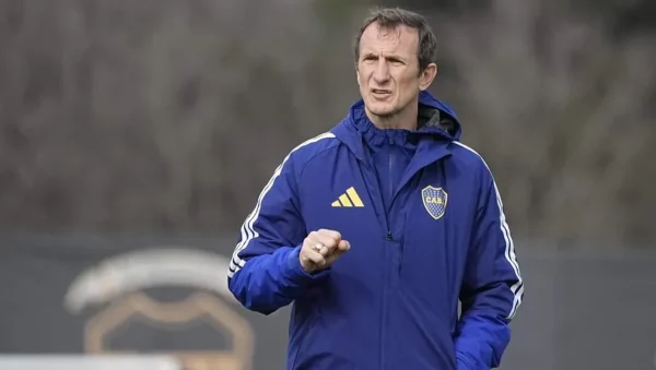 Rodolfo Arruabarrena en el entrenamiento de Boca