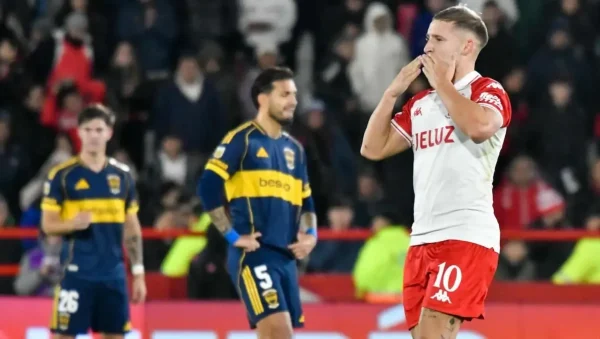 Boca perdió con Huracán y quedó afuera del Apertura
