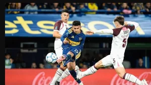 Boca venció a Lanús en la última jugada y entró en zona de playoffs
