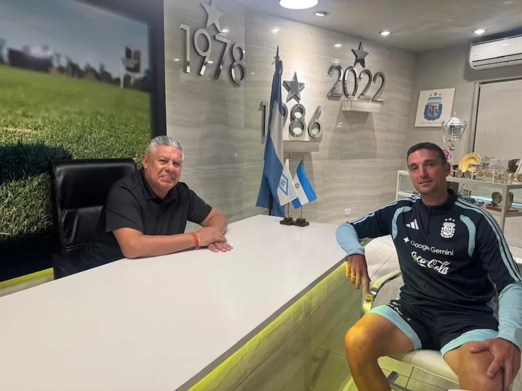 Claudio Tapia y Lionel Scaloni se reunieron en Ezeiza