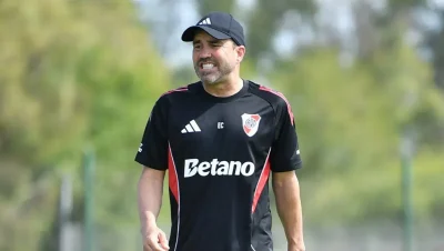 Coudet arma el equipo de River para el cruce ante Santa Fe