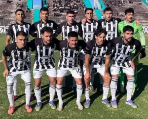 For Ever recibe a Ferro con la obligación de sumar de a tres