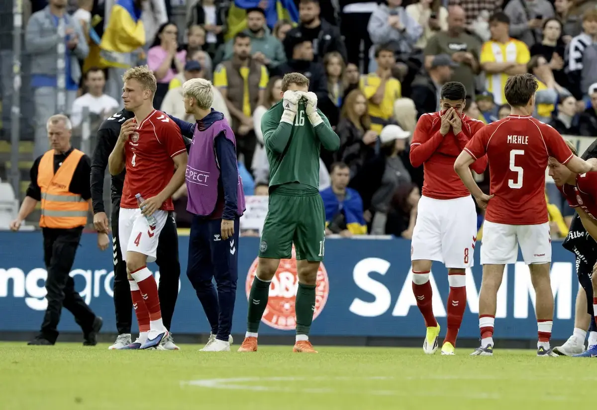 Fuerte preocupación por Christian Eriksen tras un nuevo episodio en un partido de Dinamarca