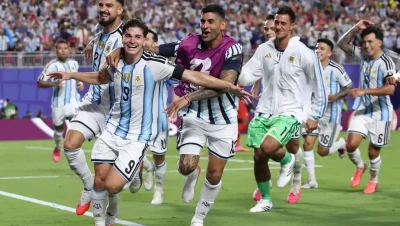 Medios ingleses ya juegan la previa de Argentina-Inglaterra