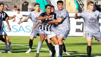Llorens busca variantes en un For Ever golpeado por las bajas