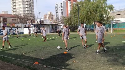 For Ever visita a Estudiantes con dos cambios en el equipo