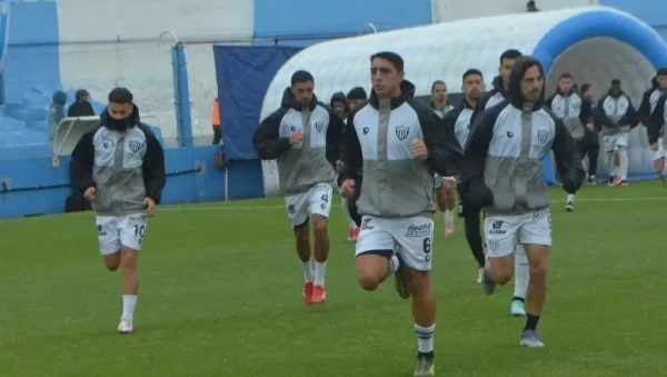 For Ever busca cortar su mala racha ante Racing en Córdoba