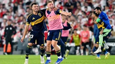Arruabarrena dejó a cuatro futbolistas fuera del grupo principal de Boca