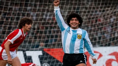 El día que Maradona brilló con tres goles ante Austria