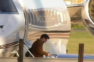 Lionel Messi y su familia llegan a Rosario.