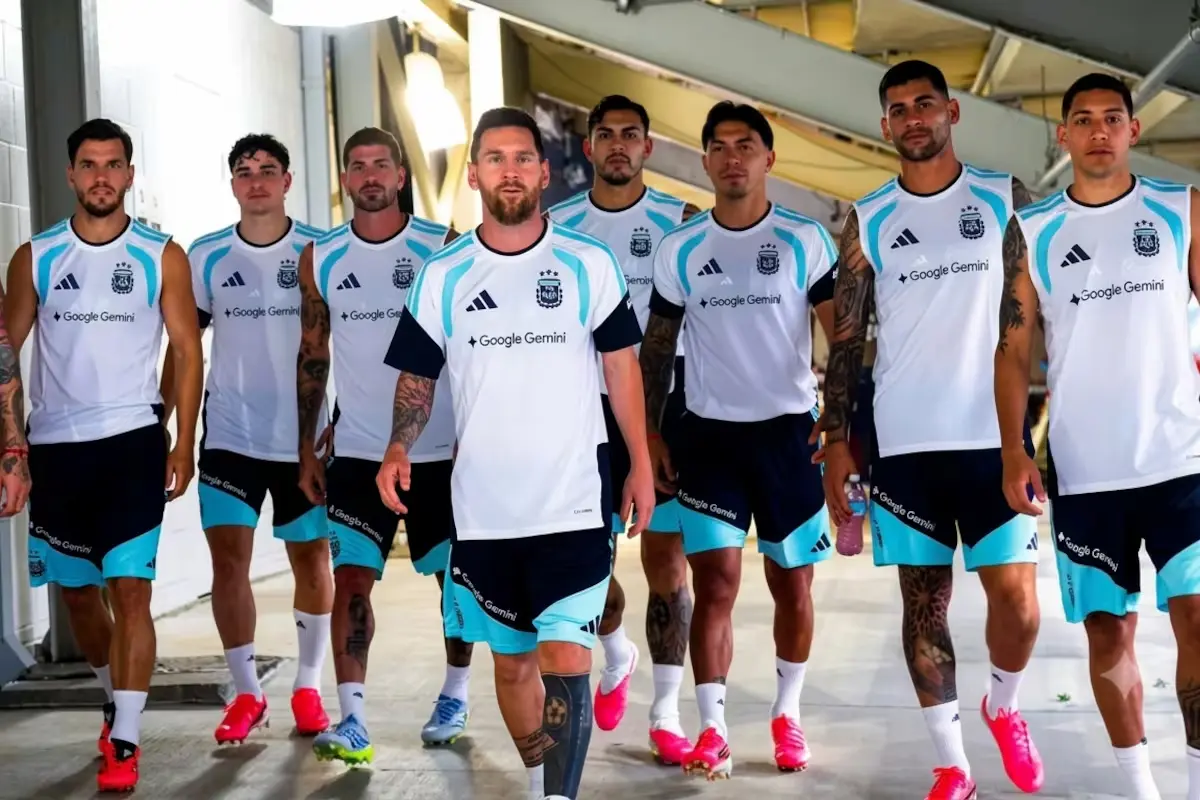 Scaloni definió el equipo de Argentina para buscar el título ante España
