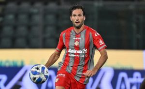 Jugador argentino acusado de racismo en el fútbol italiano