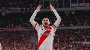 Paulo Díaz se recupera y podría reaparecer frente a Vélez