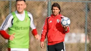Ponzio mueve la logística de River antes del partido con Banfield
