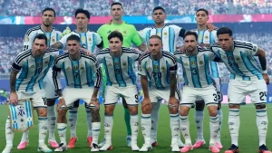 Argentina espera por la decisión de Scaloni antes de enfrentar a Inglaterra