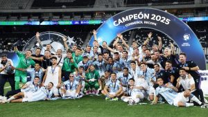 Racing aplasta a Botafogo y se corona campeón de la Recopa Sudamericana