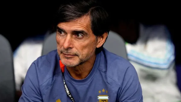 Roberto Ayala habló del incidente con Dani Olmo y reconoció su error