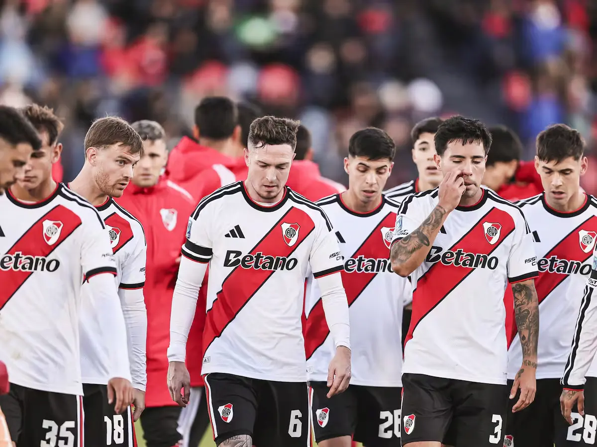 River profundizó su crisis y marcó una racha inédita en el profesionalismo