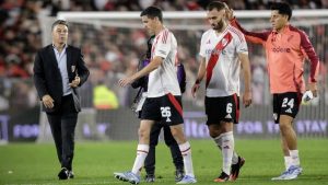 River no pasó del empate ante Talleres y complicó su clasificación