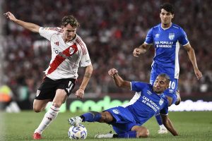 River supera a Atlético Tucumán y se recupera tras la Supercopa