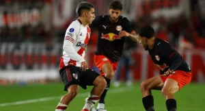 River salvó un empate agónico y sueña con los octavos