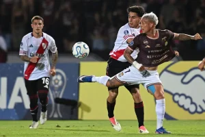 River ganó sobre la hora y quedó cerca de octavos en la Sudamericana