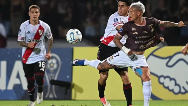 River ganó sobre la hora y quedó cerca de octavos en la Sudamericana