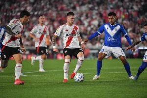 River goleó a Vélez y ya piensa en Barracas Central