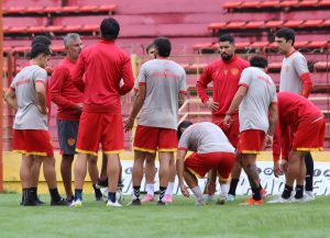 Sarmiento viaja a Rafaela para enfrentar a Atlético el viernes