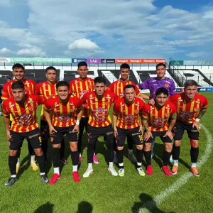 Sarmiento no pudo con Atlético Escobar y continúa último en los promedios