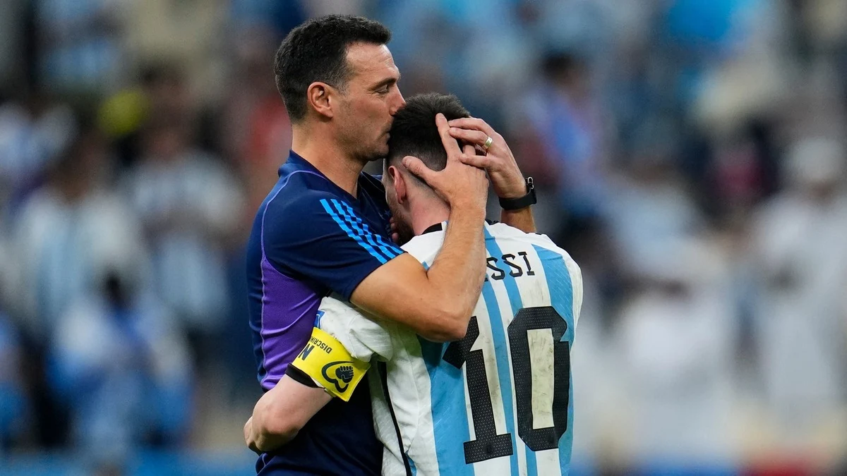 Scaloni postergó la elección del heredero de la camiseta 10 y negó contactos con River