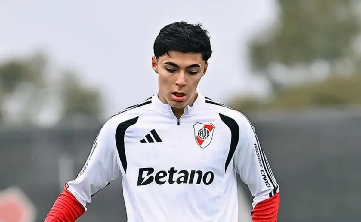 River y Vélez cerraron el pase de Tobías Andrada con un amistoso y prioridad por juveniles