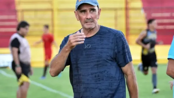 Raúl Valdez dejó Sarmiento y crece la incertidumbre